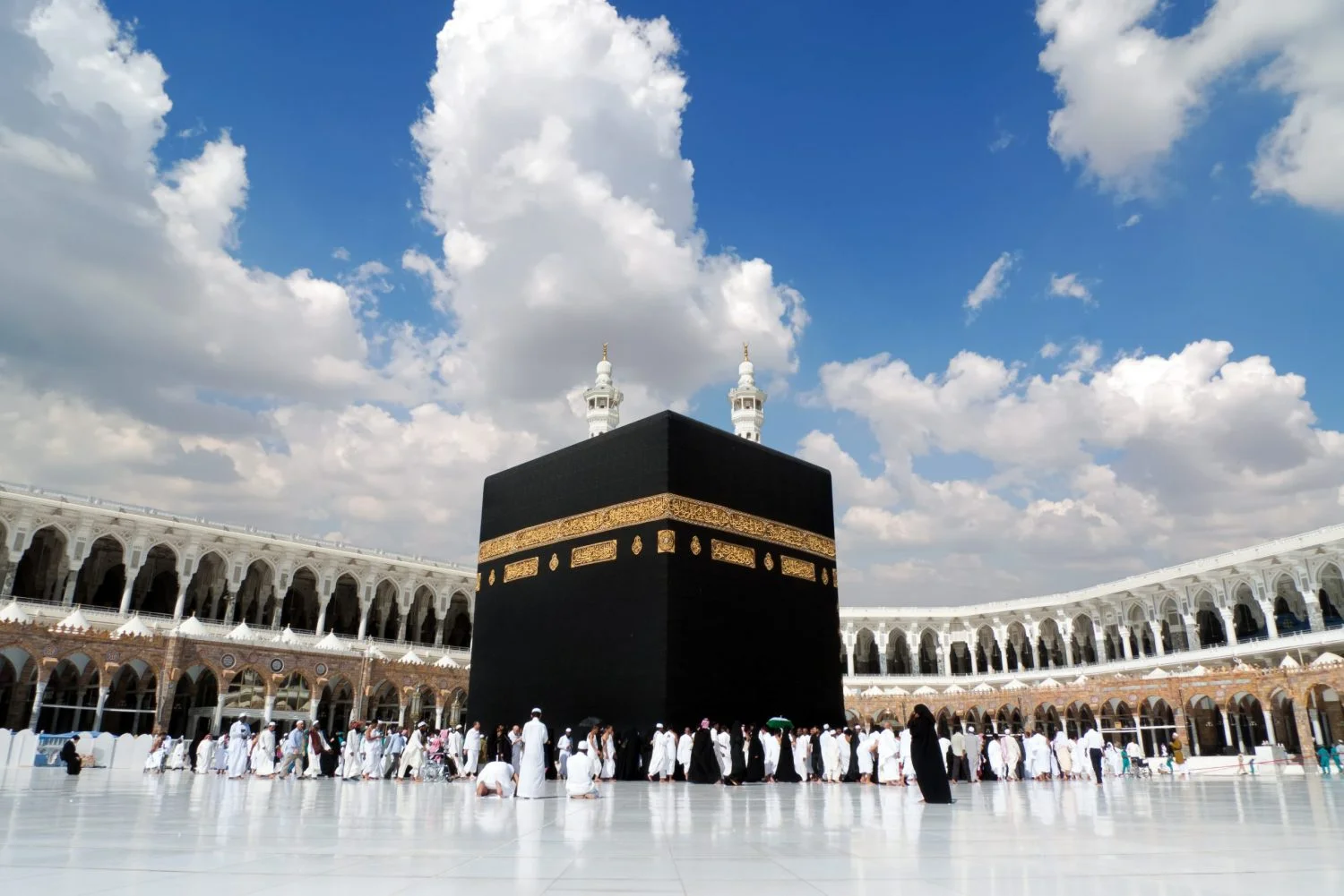 Mengapa Jamaah Melakukan Perjalanan dari Madinah ke Makkah?